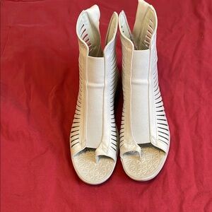 Women's White Open-Toe Sandals